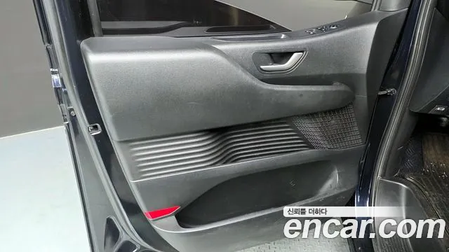 Hyundai Staria Staria Карго 5 мест — Фото автомобиля 25