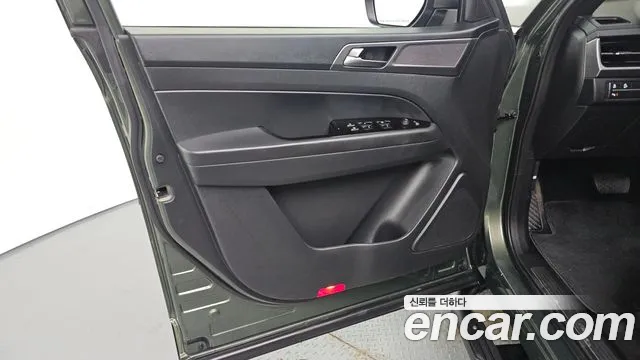 KG_Mobility_Ssangyong Rexton Новый Rexton Sport Дизель 2.2 4WD — Фото автомобиля 22