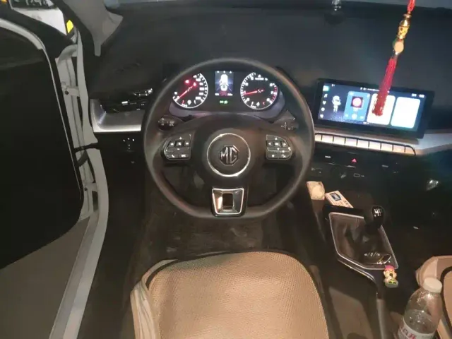 MG MG5 2023 180DVVT Manual Trend Edition — Фото автомобиля 12