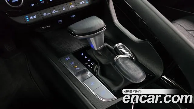 Hyundai AVANTE Avante (CN7) — Фото автомобиля 9