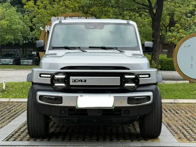 iCAR V23 — Фото автомобиля 2