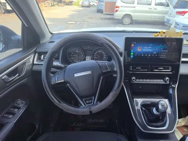 Haval M6 — Фото автомобиля 2