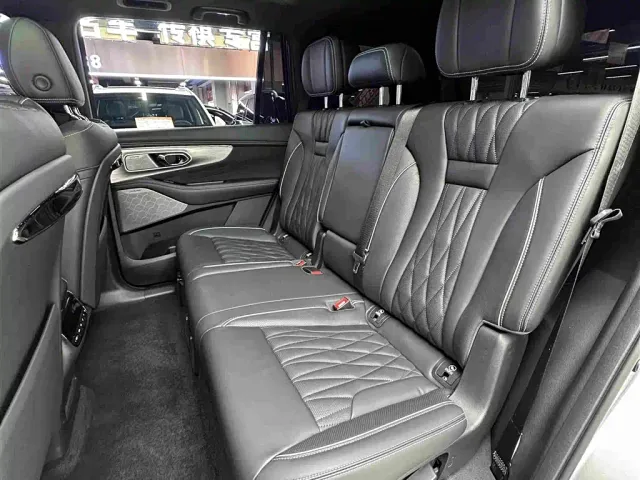 GAC Trumpchi GS8 — Фото автомобиля 30
