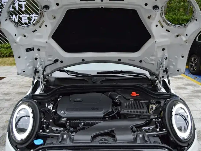 MINI Hatch — Фото автомобиля 7