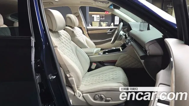 Genesis GV80 — Фото автомобиля 17