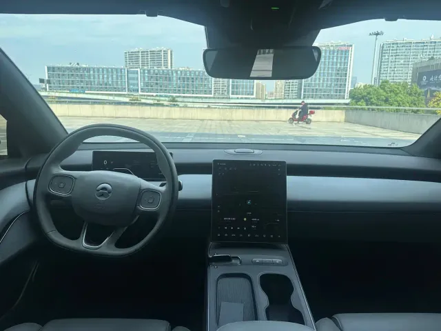 Nio ET5 Touring — Фото автомобиля 9