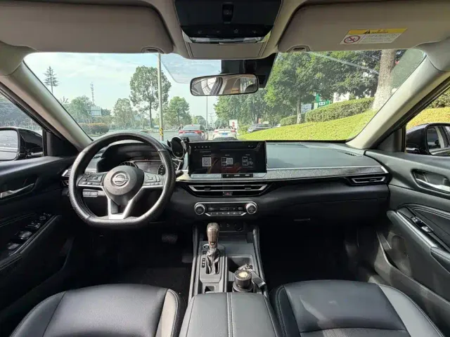Nissan Teana — Фото автомобиля 13