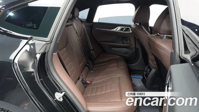 BMW 4 Series G22 — Фото автомобиля 11