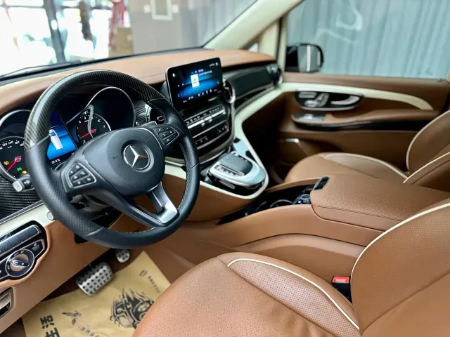 Mercedes-Benz V-Class — Фото автомобиля 4