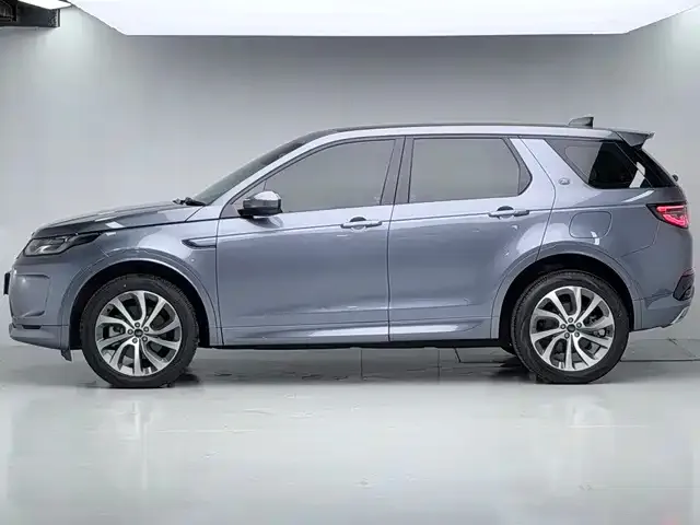 Land Rover Discovery Sport — Фото автомобиля 8