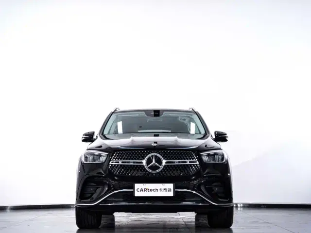 Mercedes-Benz GLE-Class — Фото автомобиля 4