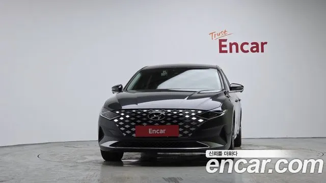 Hyundai Grandeur Новый Grandeur IG — Фото автомобиля 3