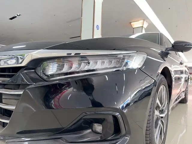 Honda Accord — Фото автомобиля 13