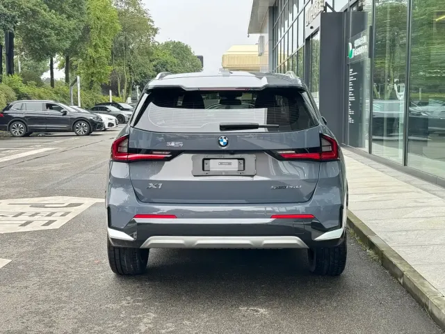 BMW X1 — Фото автомобиля 6