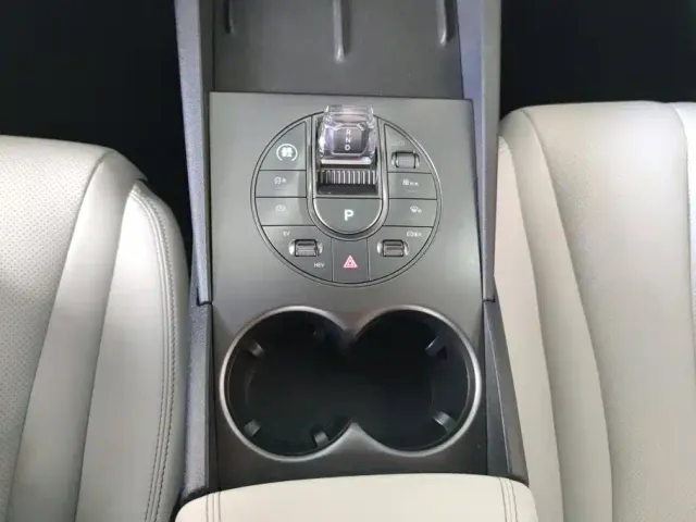 BYD Seal 06 — Фото автомобиля 16