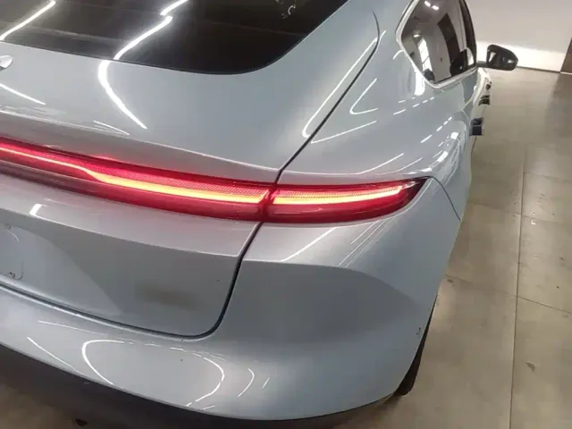 Nio ET5 — Фото автомобиля 7