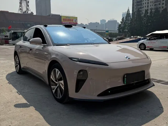 Nio ET5 — Фото автомобиля 3