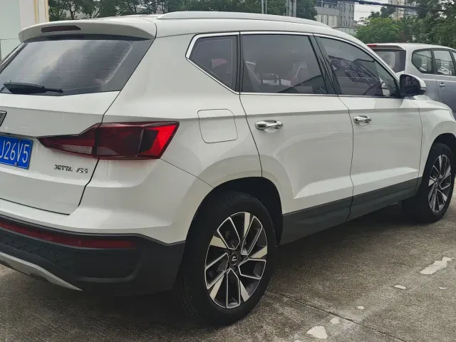 Jetta VS5 — Фото автомобиля 4