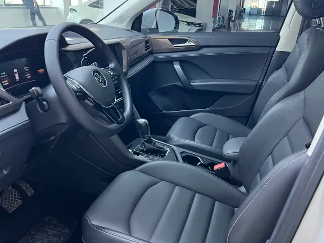Volkswagen Tharu — Фото автомобиля 11