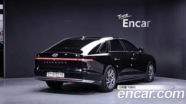 Hyundai Grandeur Grandeur (GN7) — Фото автомобиля 2