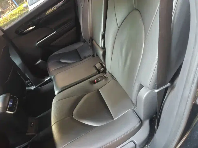 Toyota Highlander — Фото автомобиля 14