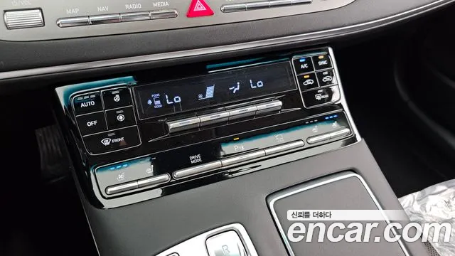Hyundai Grandeur — Фото автомобиля 17