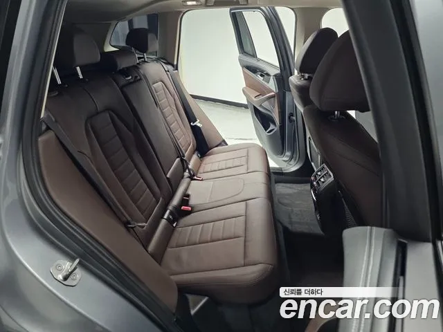 BMW X3 — Фото автомобиля 12