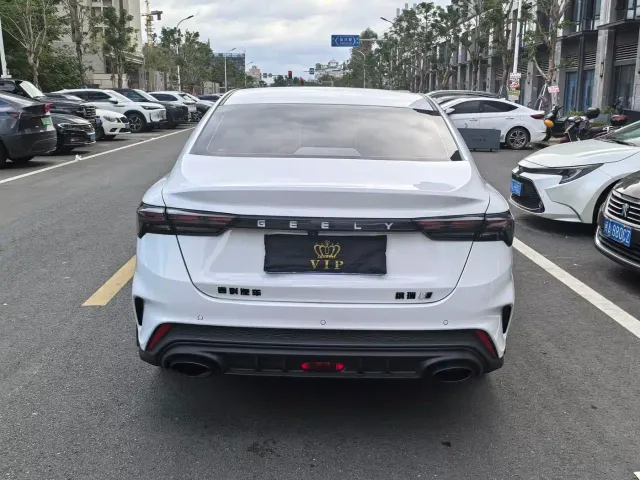 Geely Binrui — Фото автомобиля 6