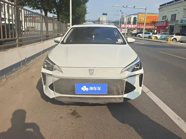 Roewe i5 — Фото автомобиля 2