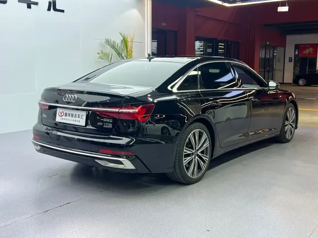 Audi A6L — Фото автомобиля 15