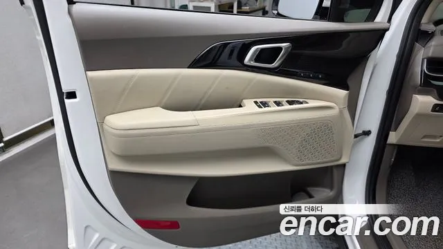 Kia Carnival 4th Gen — Фото автомобиля 14