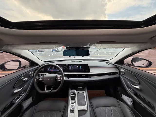 Chery Arrizo 8 — Фото автомобиля 14