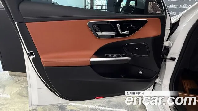 Mercedes-Benz C-Class W206 — Фото автомобиля 12