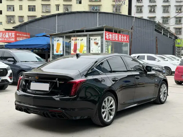 Cadillac CT5 — Фото автомобиля 9