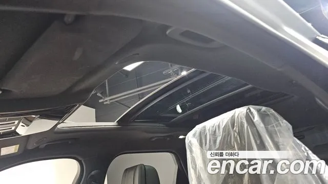 Land Rover Range Rover Velar Range Rover Velar 3.0 P400 Dynamic HSE — Фото автомобиля 19
