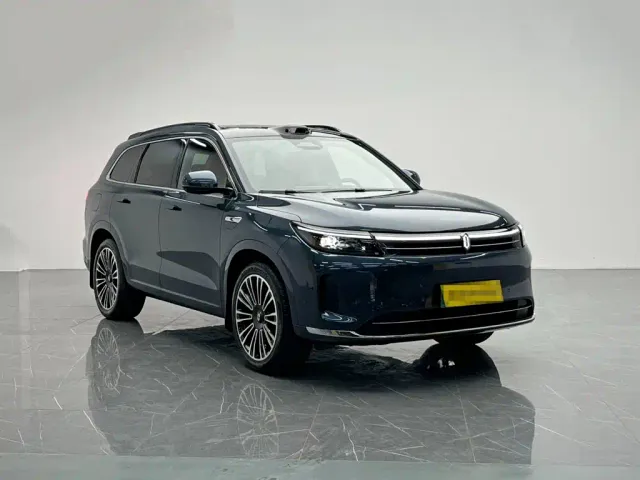 Aito M7 — Фото автомобиля 8