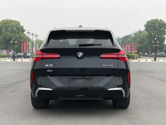 BMW X3 — Фото автомобиля 7