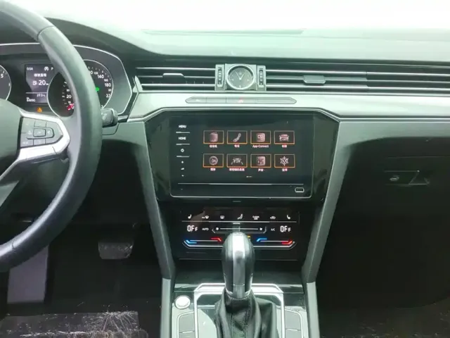 Volkswagen Magotan 2020 280TSI DSG Leading — Фото автомобиля 13