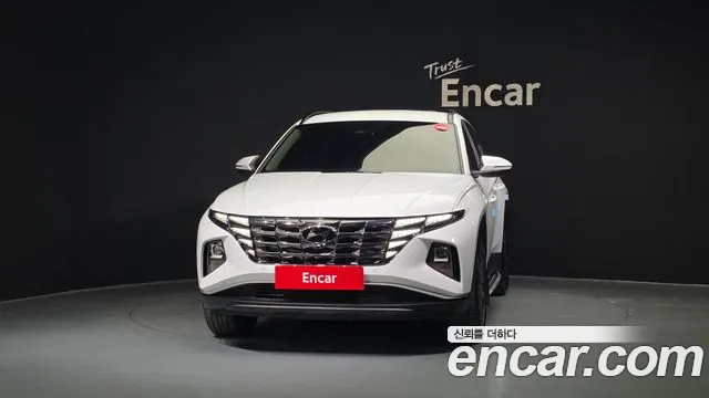 Hyundai Tucson Tucson (NX4) Дизель 2.0 2WD — Фото автомобиля 3