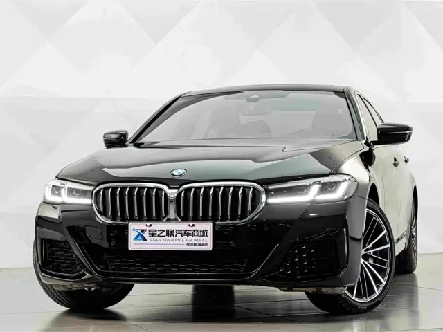 BMW 5 Series — Фото автомобиля 3