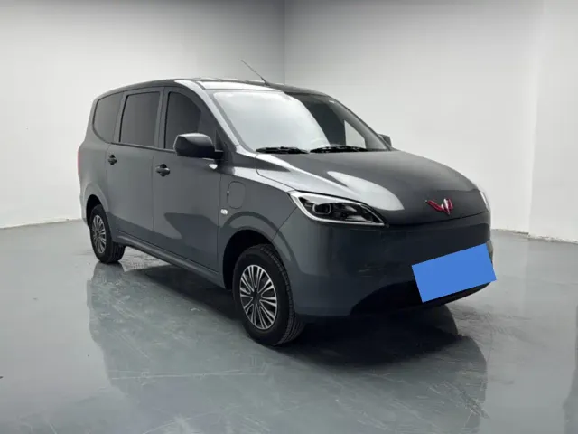 Wuling Hongguang — Фото автомобиля 3