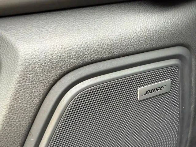 Porsche Macan — Фото автомобиля 10