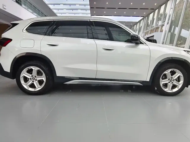 BMW X1 — Фото автомобиля 8
