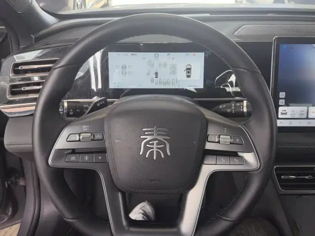 BYD Qin L — Фото автомобиля 15