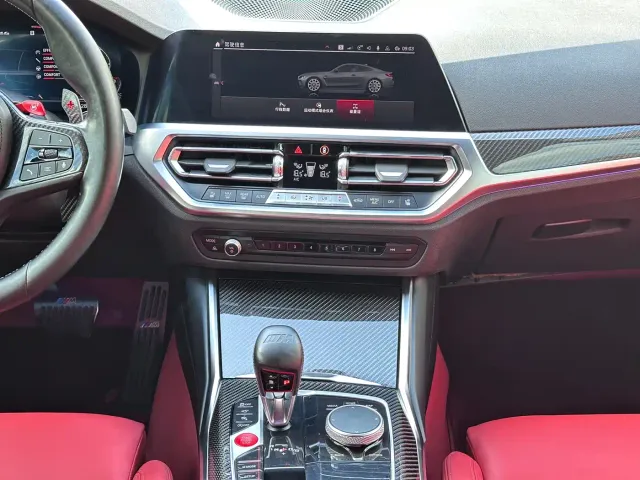 BMW M4 — Фото автомобиля 11