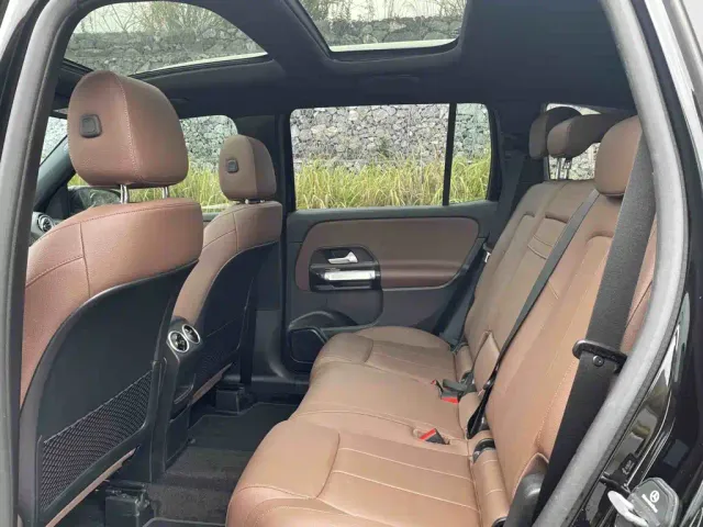 Mercedes-Benz GLB-Class — Фото автомобиля 11