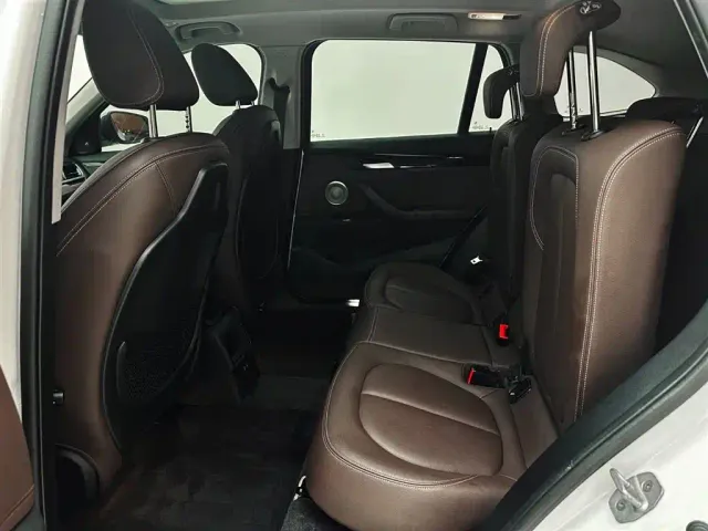 BMW X1 — Фото автомобиля 13