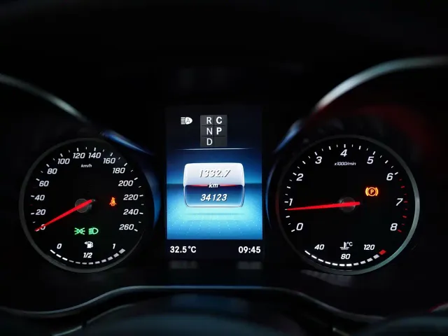 Mercedes-Benz V-Class — Фото автомобиля 6
