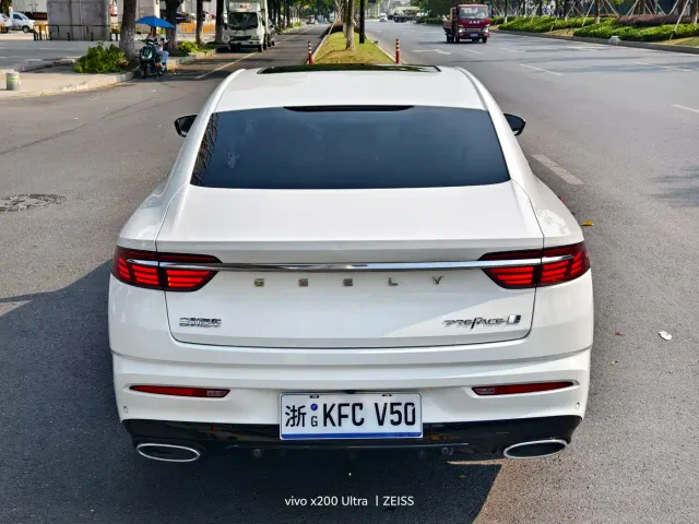 Geely Xingrui — Фото автомобиля 13