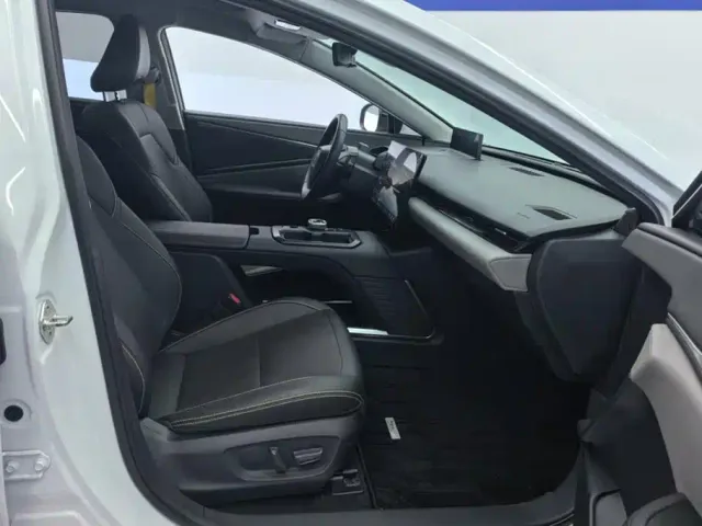 Toyota bZ5 — Фото автомобиля 8